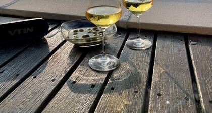 Littorno magique. Hill, mer, nature. Avec piscine. Collines, mer, nature. Piscine