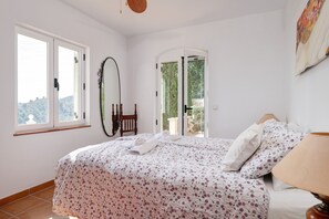 3 camere, ferro/asse da stiro, Wi-Fi gratuito, lenzuola