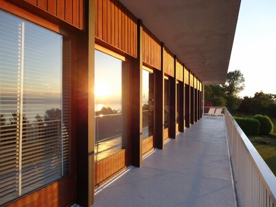 Evian, Stunning Views of Lake Geneva, 300 m from 5-star Royal Hotel