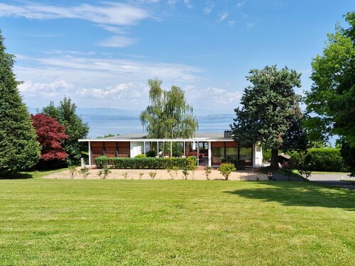 Evian, Stunning Views of Lake Geneva and Alps, 8 km from Bernex & Thollon ski