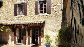 DĂ©tail de lâextĂ©rieur