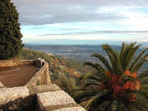 House / Villa - CABRIS