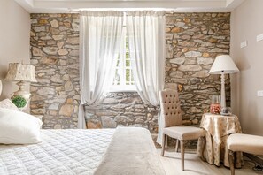 5 Schlafzimmer, Bügeleisen/Bügelbrett, Bettwäsche