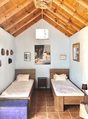 4 bedrooms, desk, iron/ironing board, WiFi - 17th Century Castle on Dalmatian island (Cara)