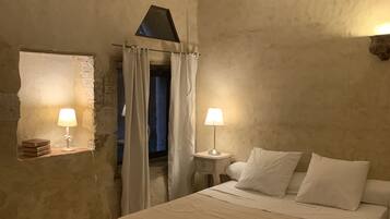 2 chambres, fer et planche Ă repasser, Wi-Fi gratuit, draps fournis