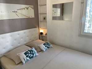 1 bedroom, iron/ironing board, travel cot, free WiFi