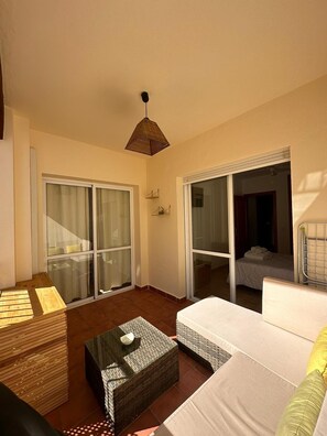 Terrace/patio - TIYOWEH, the quietness in a charming apartment in the center of Nerja (Nerja)