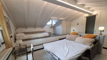 3 chambres, bureau, fer et planche à repasser, Wi-Fi gratuit