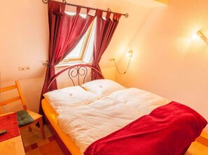 Doppelzimmer | Schallisolierte Zimmer, Zustellbetten, kostenloses WLAN, Bettwäsche