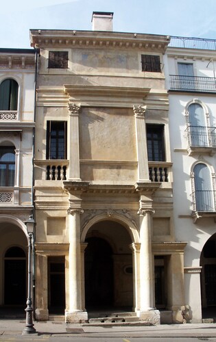 Studio in Casa Cogollo, called "House of Palladio" in the historic center of Vicenza: