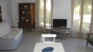 Televisie en een tafeltennistafel