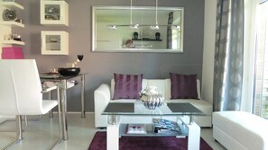 Televisión de pantalla plana, reproductor de DVD