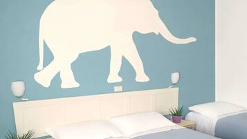 Una cassaforte in camera, una scrivania