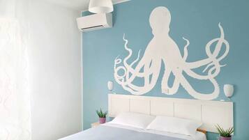 Double Room | In-room safe, desk, cots/infant beds, free WiFi