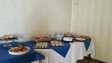 Petit déjeuner buffet compris tous les jours