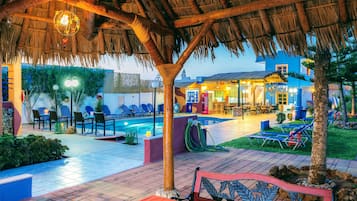Poolside bar