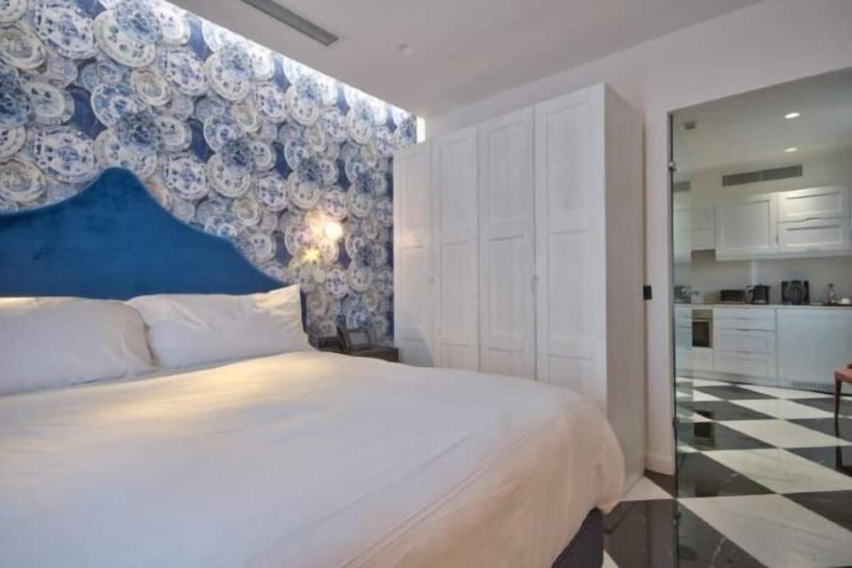 In-room safe, blackout curtains, soundproofing, iron/ironing board
