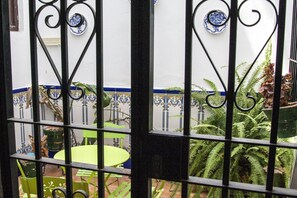 Property grounds - Viana's Bookstore (Córdoba)