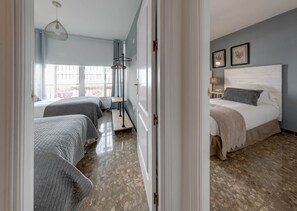 4 bedrooms, iron/ironing board, travel cot, free WiFi