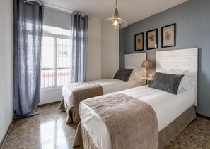 4 bedrooms, iron/ironing board, travel cot, free WiFi