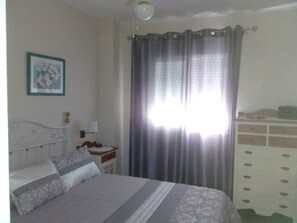 2 camere, ferro/asse da stiro, Wi-Fi gratuito, lenzuola