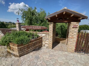 Enceinte de lâhĂ©bergement