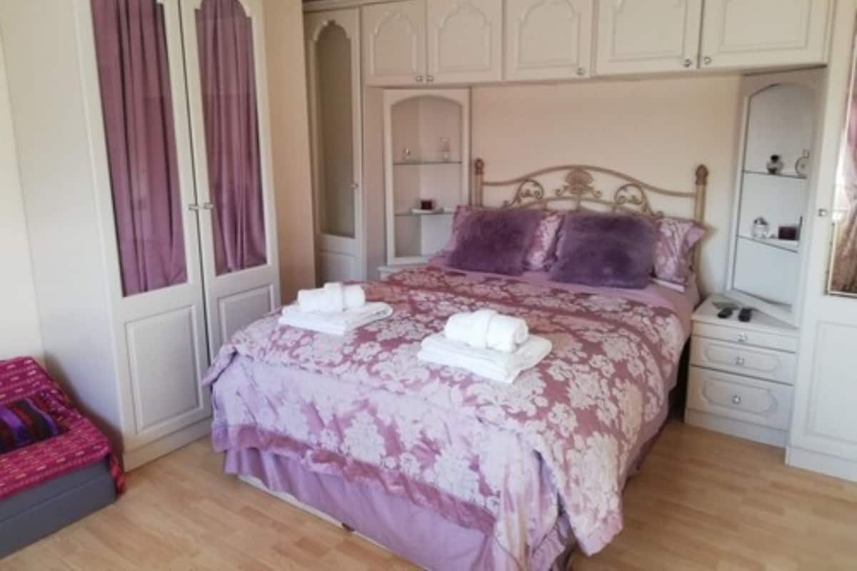 Habitación doble familiar, para no fumadores, baño compartido (Rhossili Bay) | Ropa de cama de alta calidad, edredón y camas con efecto memoria
