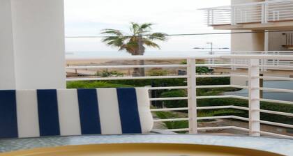 Apartment at 20 m.de the beach with private parking bicycles