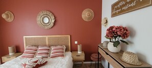 2 habitaciones, tabla de planchar con plancha y wifi gratis 