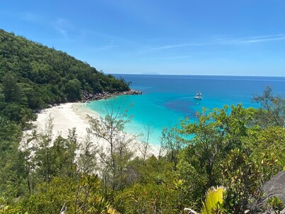 Beachfront Creole villa with incredible ocean views and private plunge pool