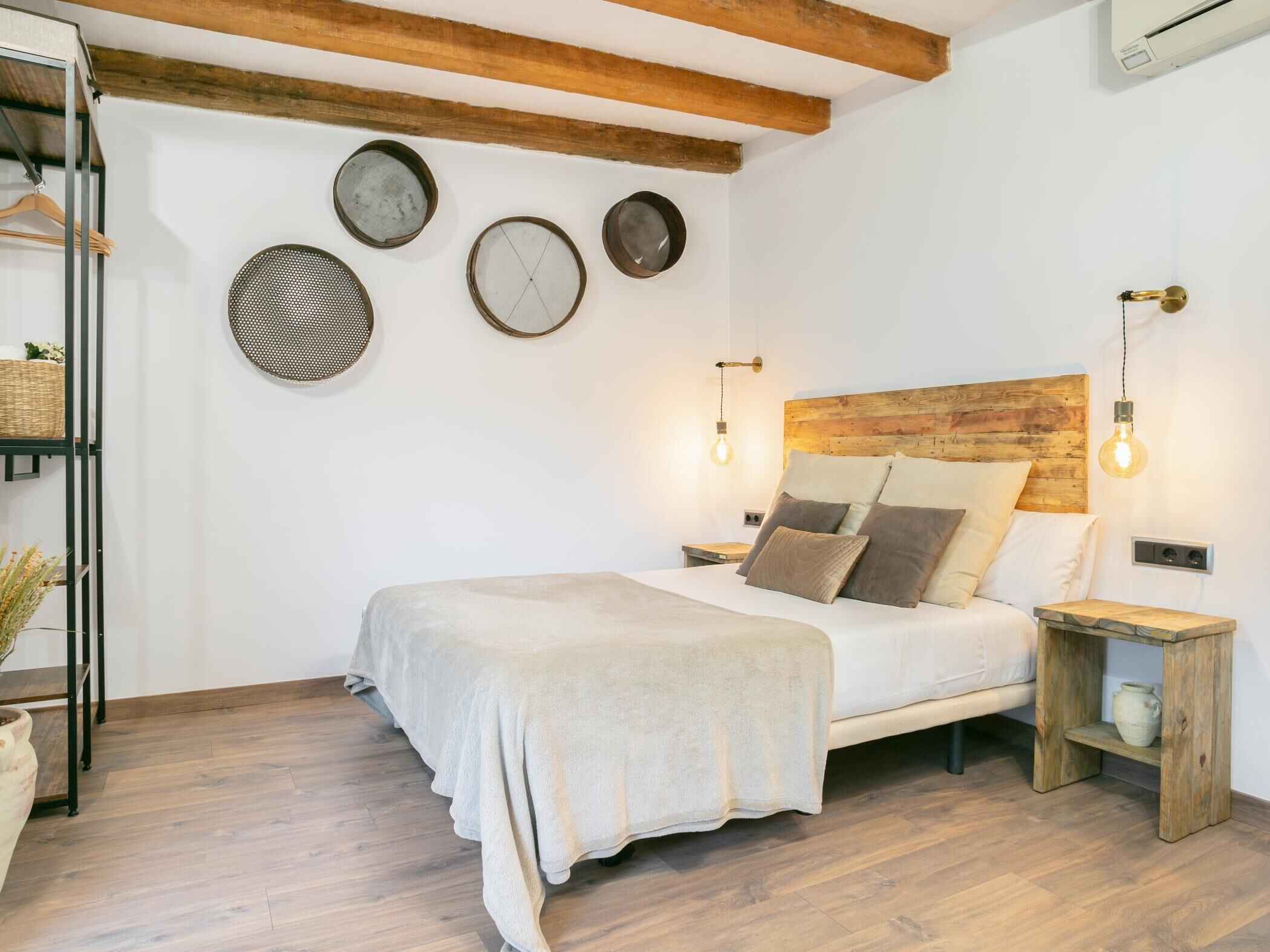 Cozy house with private terrace Sagrada Familia