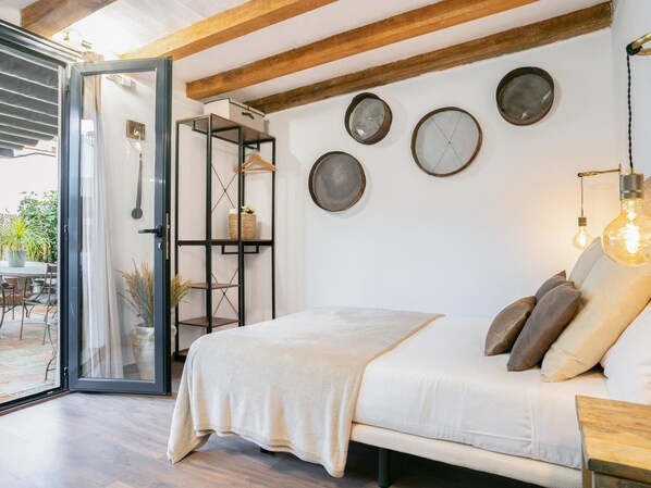 4 chambres, fer et planche à repasser, accès à Internet (gratuit)