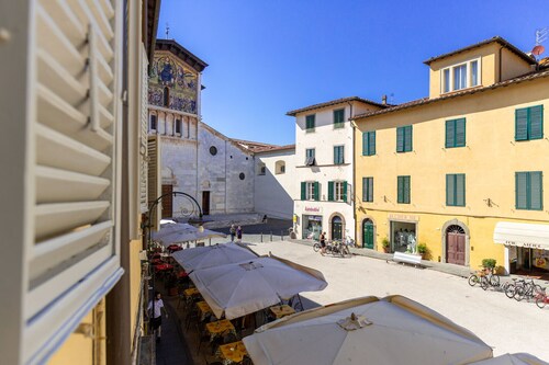 CASA SAN FREDIANO 3 Luxury Bedrooms and a Charming LUCCA View Inside the Walls