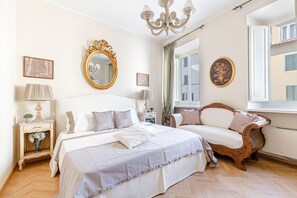 3 bedrooms, iron/ironing board, bed sheets