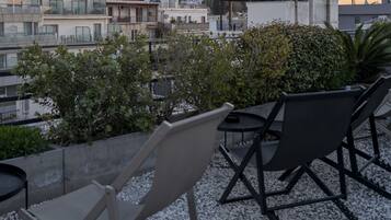 2 bars, bar Ă cocktails