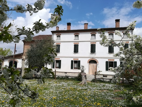 Agriturismo Loghino Sabbioni