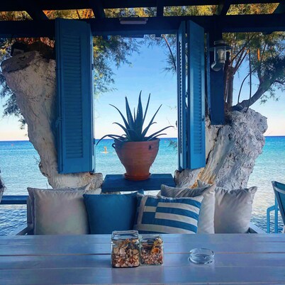 Elegant, Modern  With Shared Swimming Pools