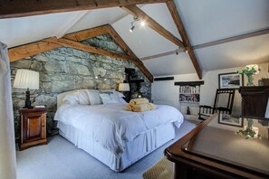 6 Schlafzimmer, Bügeleisen/Bügelbrett, WLAN, Bettwäsche