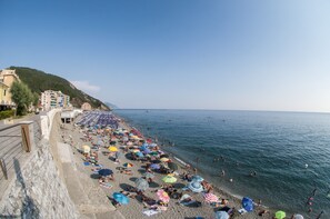 Sun-loungers
