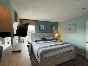 6 bedrooms, iron/ironing board, travel cot, free WiFi