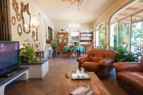 La Bouganville swimming pool & relaxation