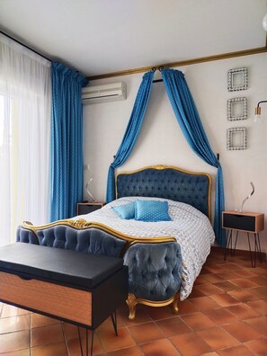 4 chambres, fer et planche à repasser, Wi-Fi, draps fournis