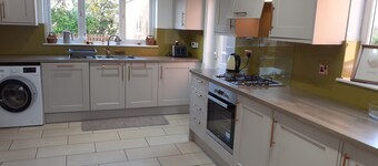 Bluebell Cottage sleeps 6 ( Can be booked with Mayfield sleeps 6) WIFI free