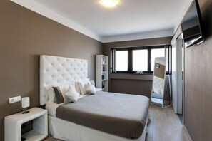 3 chambres, coffre-fort, fer et planche à repasser, Wi-Fi