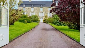 The Chateau with secure parking