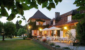 Restauration extérieure