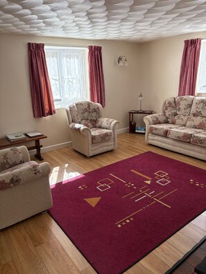 Interior - Rosie's Holiday Cottage in North Devon With Indoor Heated Swimming Pool  (Woolfardisworthy)