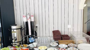 Daily local cuisine breakfast (TRY 200 per person)