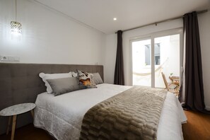4 Schlafzimmer, schallisolierte Zimmer, Bügeleisen/Bügelbrett, WLAN