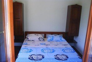 2 Schlafzimmer, Zimmersafe, kostenloses WLAN, Bettwäsche